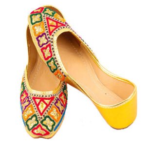 Women colorful Multani khussa with traditional embroidery